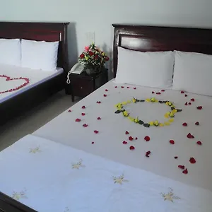 Nam Hong Hotel Нячанг